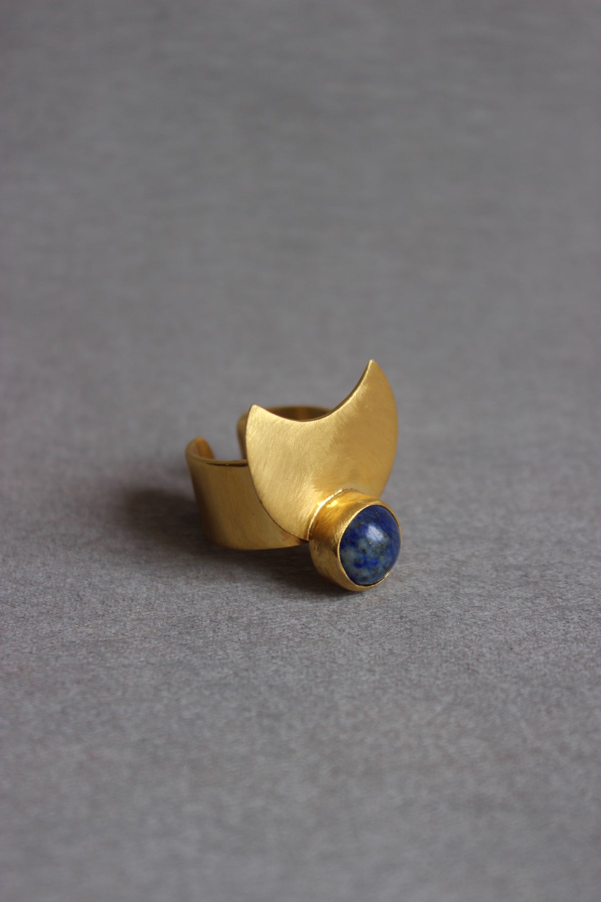 Anillo Leonora
