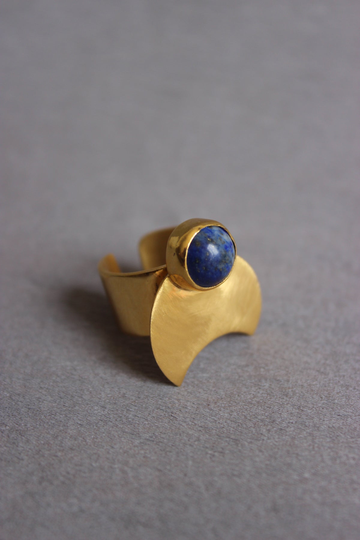 Anillo Leonora